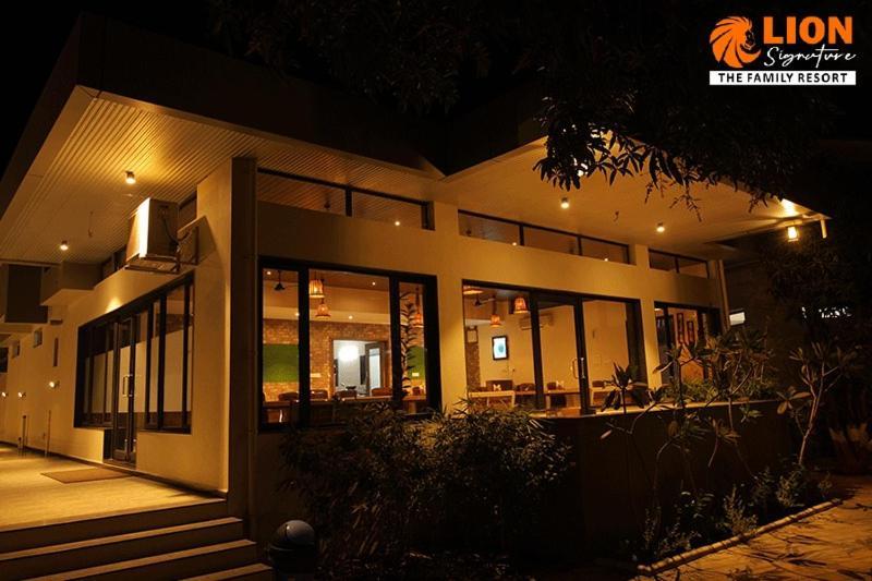 Lion Signature Family Resort 萨三吉尔 外观 照片